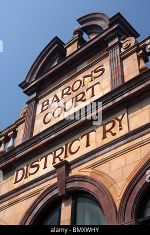 Barons Court Tube Station, Hammersmith e Fulham, Londra W14 Foto Stock