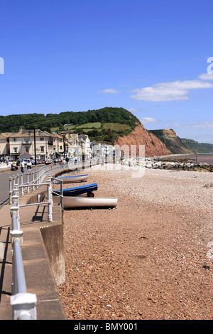 Il lungomare e rocce rosse di Sidmouth su Jurassic Coast di Devon England Foto Stock