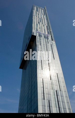 L'hilton tower o il Beetham Tower si trova su manchesters deansgate road. Foto Stock