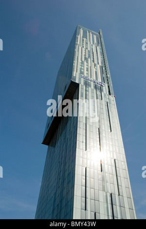 L'hilton tower o il Beetham Tower si trova su manchesters deansgate road. Foto Stock