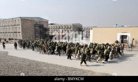 Nazionale dell'Esercito afgano (ANA) trainingschool a Kabul. Foto Stock