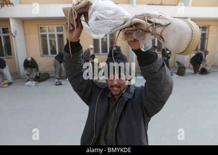 Nazionale dell'Esercito afgano (ANA) trainingschool a Kabul. Foto Stock