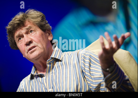 Melvyn parlando di Bragg a Hay Festival 2010 Hay on Wye Powys Wales UK Foto Stock