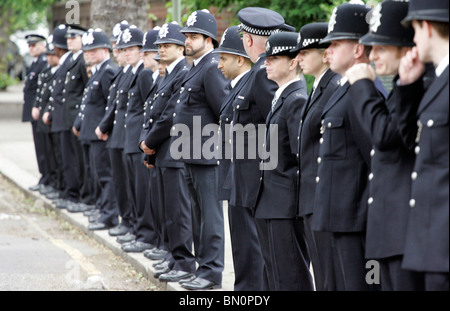 Funerali di Nisha Patel-Nasri un volontario poliziotta in wembley Foto Stock