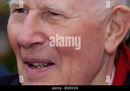 Sir Roger Bannister Gilbert, CBE Foto Stock