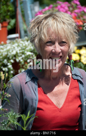 Carol Klein, BBC Radio e televisione, presentatore del mondo giardinieri Foto Stock