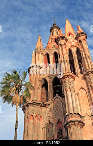 La chiesa di San Miguel Arcangel (1880), San Miguel De Allende, stato di Guanajuato, Messico Foto Stock