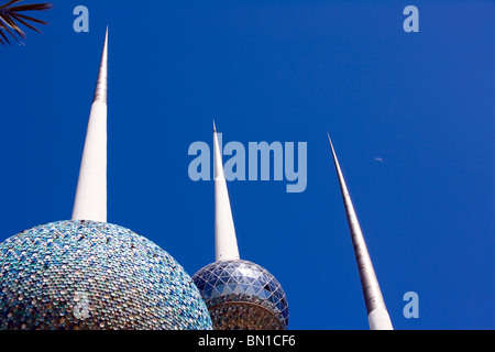 Kuwait Towers, iconico punto di riferimento, lo Stato del Kuwait, Medio Oriente Foto Stock