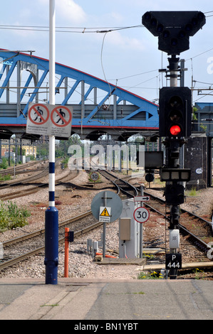 Vista verso sud dalla stazione di Peterborough, CAMBRIDGESHIRE, England, Regno Unito Foto Stock