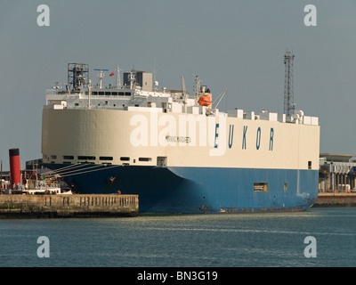 Auto nave da trasporto mattina Margareta ormeggiato a Southampton Hampshire England Regno Unito Foto Stock