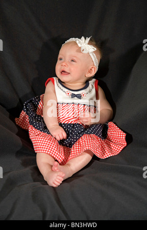 Un mese due vecchi caucasian Baby girl Foto Stock
