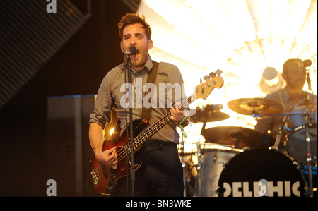 James Cook di Delphic sul John Peel Stage a Glastonbury Foto Stock