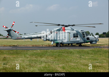 Immagine di uno dei Royal Navys' Black Cats Lynx Duo Team Display Helecopters Foto Stock