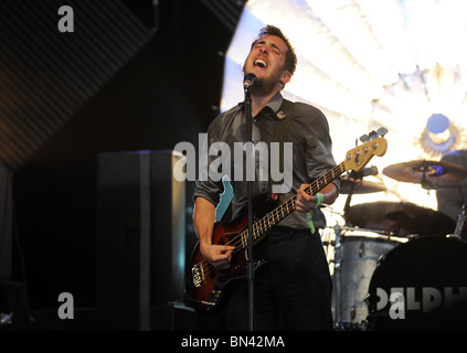 James Cook di Delphic sul John Peel Stage a Glastonbury Foto Stock