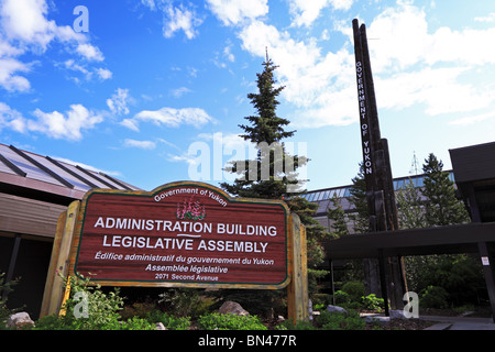 Governo di Yukon e Assemblea Legislativa edificio in Whitehorse Foto Stock