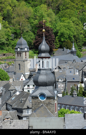 Monschau nel Parco Nazionale dell'Eifel Germania Deutschland Europa Foto Stock