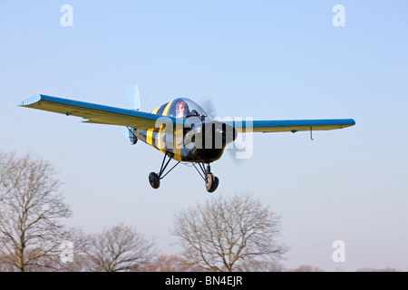 Ubriaco T66 RA45 serie 3 G DI pinza-AWJE in atterraggio a Breighton Airfield Foto Stock