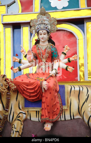 Navaratri dandiya garba Festival ; Processione di Ma Ambadevi ; Thane ; Maharashtra ; India ; n. MR ; n. PR Foto Stock