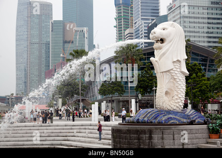 Il Merlion Singapore Fontana Foto Stock