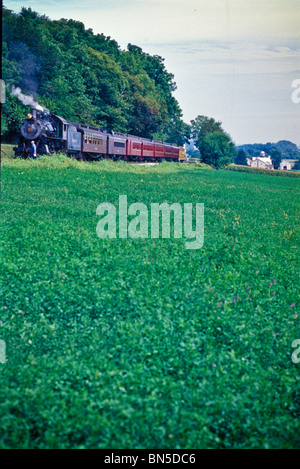 Strasburgo RR viaggio attraverso paesaggi paese aziende agricole Foto Stock