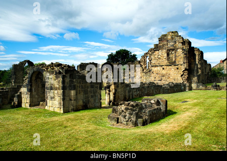 I notevoli resti di un monastero cluniacense, Monk Bretton Priory, Barnsley, South Yorkshire, Regno Unito. Foto Stock