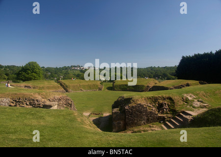 Caerleon Anfiteatro Romano guardando in direzione di Christchurch Hill Newport South Wales UK Foto Stock