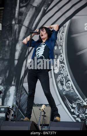 Il tempo morto giocando la fase della piramide presso il festival di Glastonbury 2010 Foto Stock