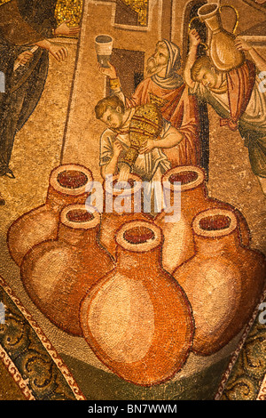 Le Nozze di Cana miracolo mosaico all'interno del nartece, Museo Chora, noto anche come Kariye Muzesi, Edirnekapi, Istanbul, Turchia Foto Stock