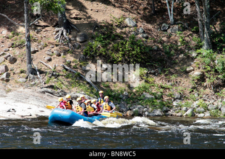 Rafting sul fiume Hudson presso la North Creek New York. Foto Stock