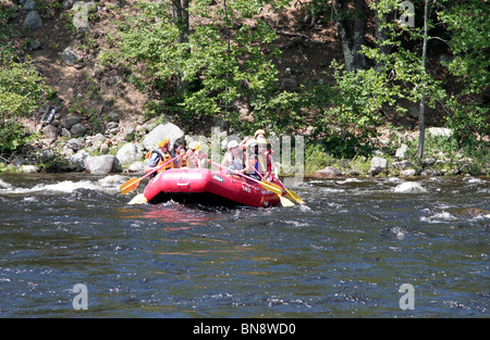 Rafting sul fiume Hudson presso la North Creek New York. Foto Stock