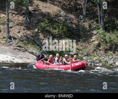 Rafting sul fiume Hudson presso la North Creek New York. Foto Stock