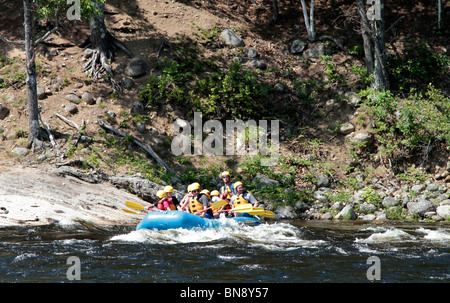 Rafting sul fiume Hudson presso la North Creek New York. Foto Stock