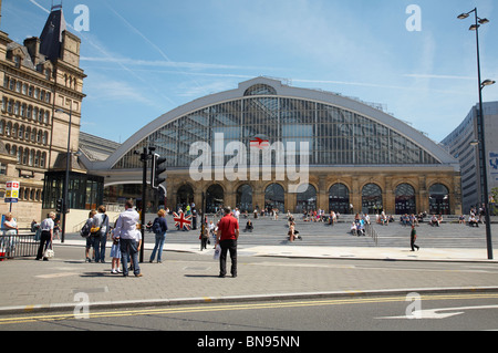 Stazione ferroviaria di Lime Street in Liverpool Regno Unito Foto Stock