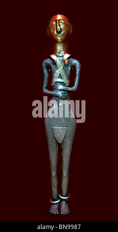 Statuetta femminile electrum e oro 2600-1900 A.C. prima Età del Bronzo Hasaoglan Museo anatolica Ankara Foto Stock