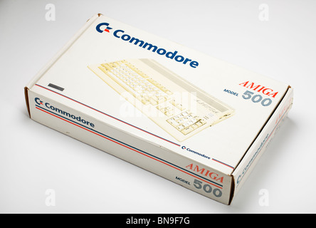 Scatola del computer Commodore Amiga dagli anni ottanta Foto Stock