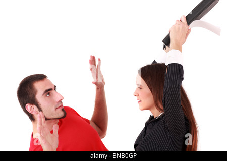 Ritratto di giovane manager che attacca il suo collega, studio shot Foto Stock