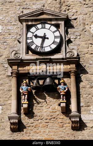 Orologio sulla torre Carfax, Oxford, England, Regno Unito Foto Stock