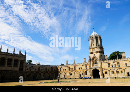 Tom Tower e un quadrangolo Christ Church College di Oxford, England, Regno Unito Foto Stock