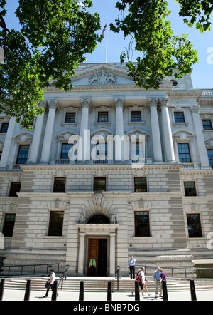 HM Treasury building, Whitehall, Londra Foto Stock