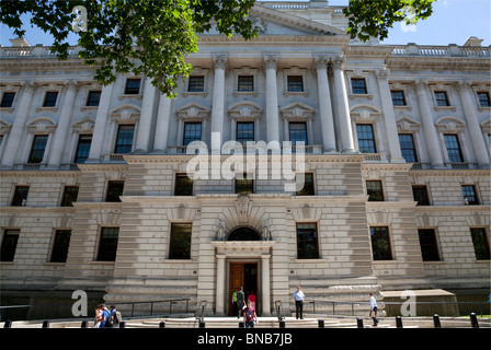 HM Treasury building, Whitehall, Londra Foto Stock