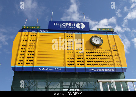 St Andrews British Open Golf Championship Score 2010; Tabellone segnapunti bianco sponsorizzato da Rolex Scozia, Regno Unito Foto Stock