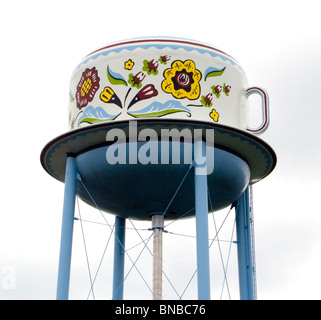 Gigantesca Tazza da tè di acqua nella torre Stanton, Iowa. Foto Stock