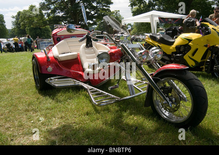 Vw Trike pendolari Volkswagen maggiolino tre wheeler kit car bike moto chrome classic car auto show mostra che mostra la concorrenza ol Foto Stock