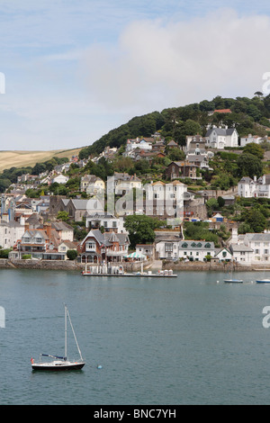 La pittoresca città di Dartmouth sul fiume Dart estuario nel Devon, in Inghilterra. Foto Stock