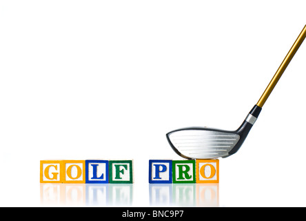 Colorata per bambini ortografia blocchi GOLF PRO con un club di golf Foto Stock