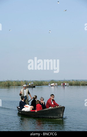 Gita in barca sul 'Lac de Grand-Lieu' lago Foto Stock