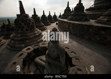 Indonesia Java Borobodur è il Sud Est asiatico un il più grande tempio Buddista complessa Foto Stock