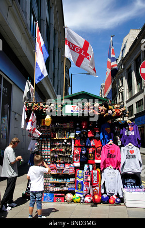 Pressione di stallo di souvenir, Oxford Street e il West End, la City of Westminster, Greater London, England, Regno Unito Foto Stock