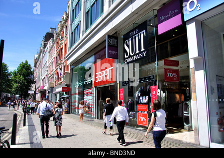 Gli amanti dello shopping di Oxford Street, City of Westminster, Londra, Inghilterra, Regno Unito Foto Stock