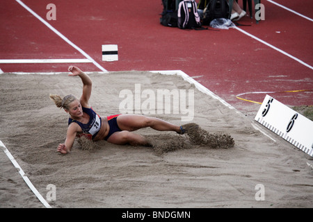 Gold medallist Hanna Wiss in Donne Salto in lungo a Natwest Island Games 2009, Åland, 3 Luglio 2009 Foto Stock